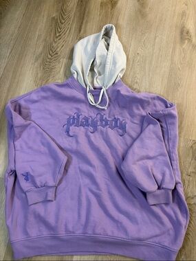 🐰 Playboy x PacSun Two-Tone Oversized Hoodie - Lavender/White size large comfy